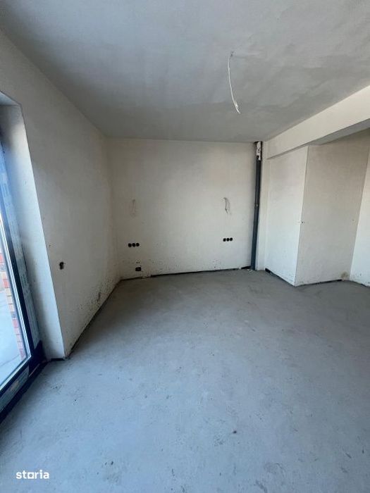 Apartament 3 camere, semifinisat, 93mp, terasa 20mp, parcare, cart So — fotografia 3