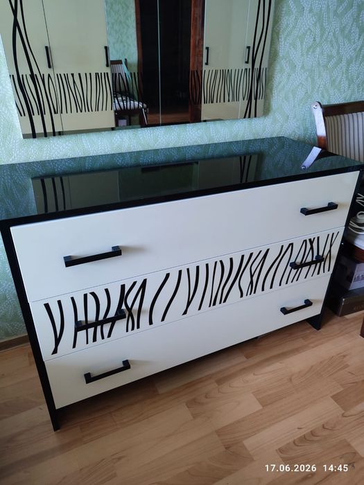 Спальный гарнитур бу