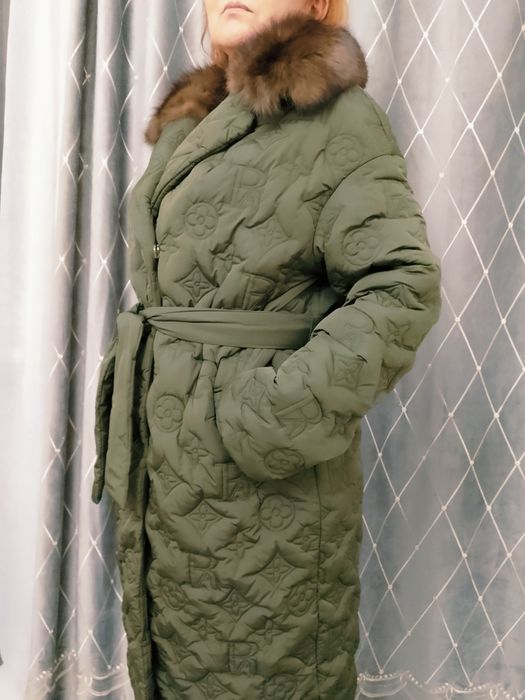 Зимняя куртка LV