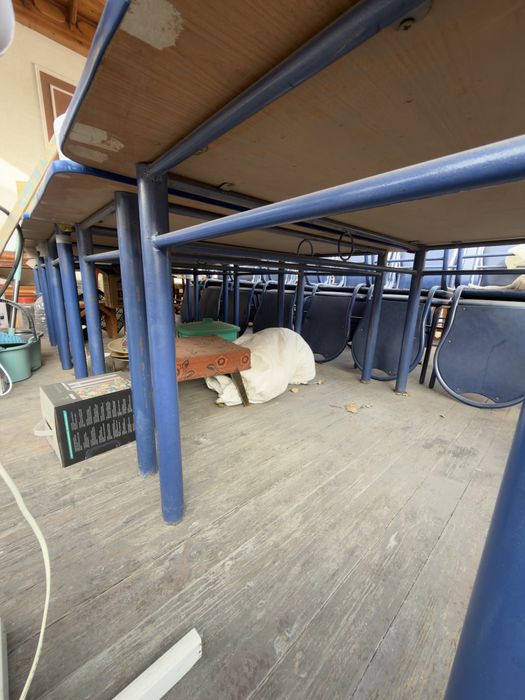 Комплект стол и 6 стульев  В наличии 5 комплектов