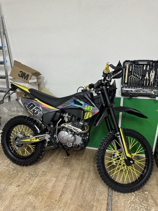 Новый мотоцикл,эндуро