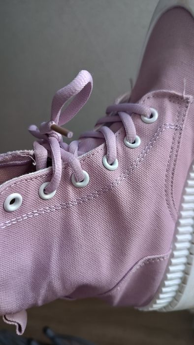 Дамски ботуши и боти