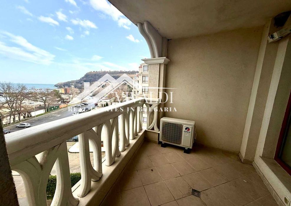 Продава се Двустаен апартамент в Варна, Аспарухово - 67 кв.м за 1286 €/кв.м - Снимка #9