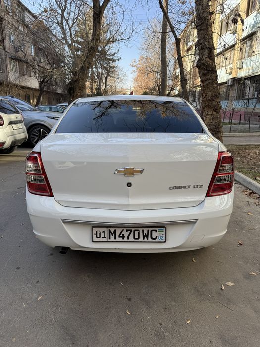 Cobalt LTZ (белый, White summit), автомат, идеальное состояние.