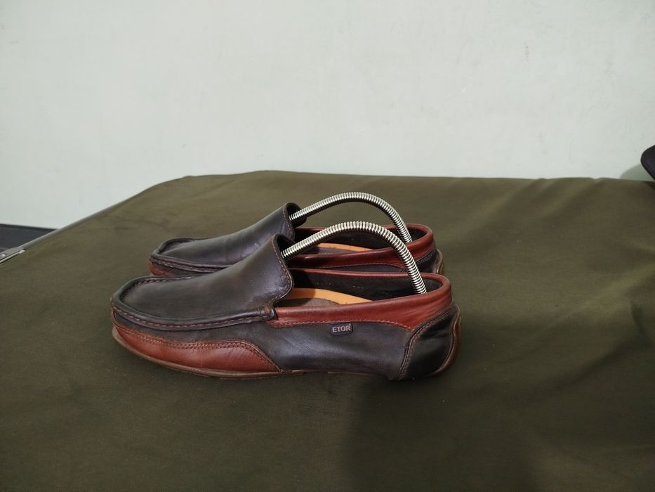 Продам кожаную обувь.