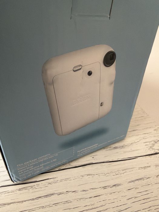 Фотоаппарат Instax mini 12