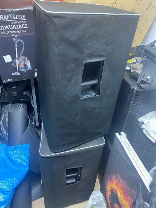 Yamaha DSR 115 cu husa ,in stare impecabila,folosite ca monitorizare!