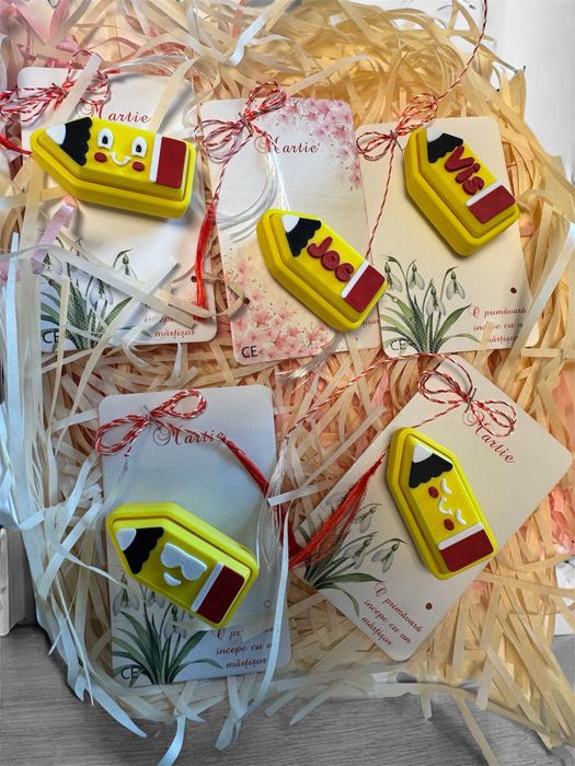 Martisor tip breloc cu sistem antistres