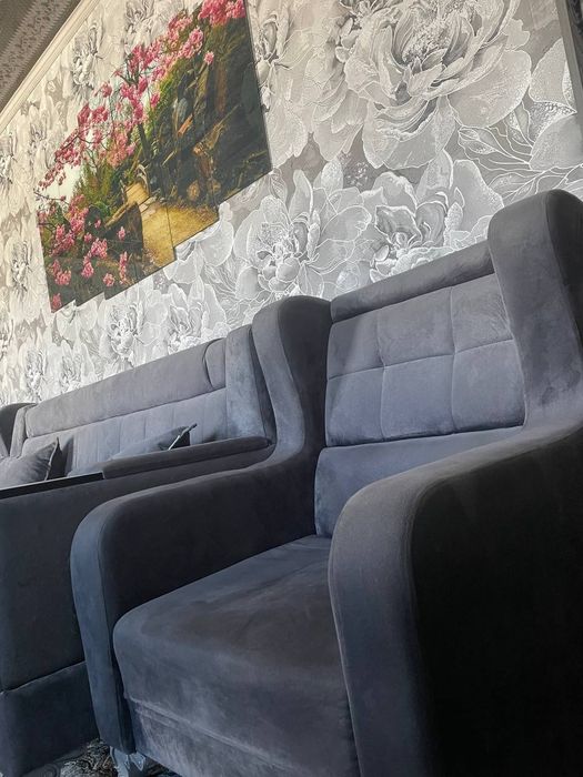 Yumshoq mebel sotiladi