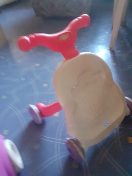 Продам Машинку и Ходунки детские.