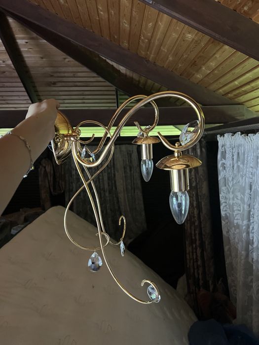 Настенная люстра