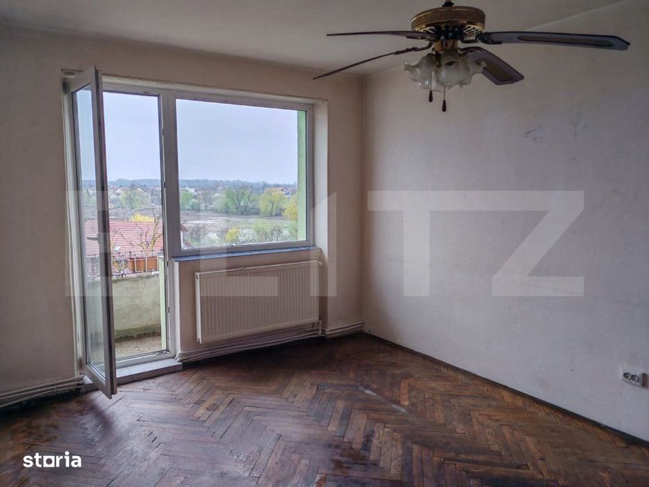 Apartament de vanzare cu 3 camere, 69 mp, zona Str. Botizului — fotografia 1