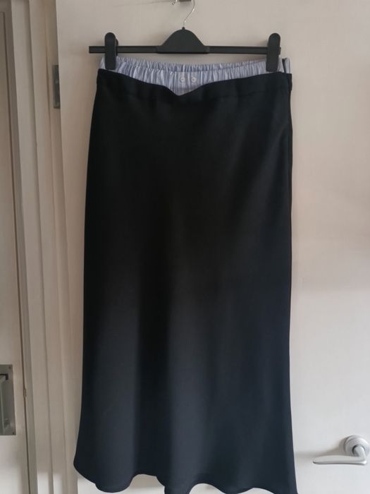 Черна пола ZARA нова