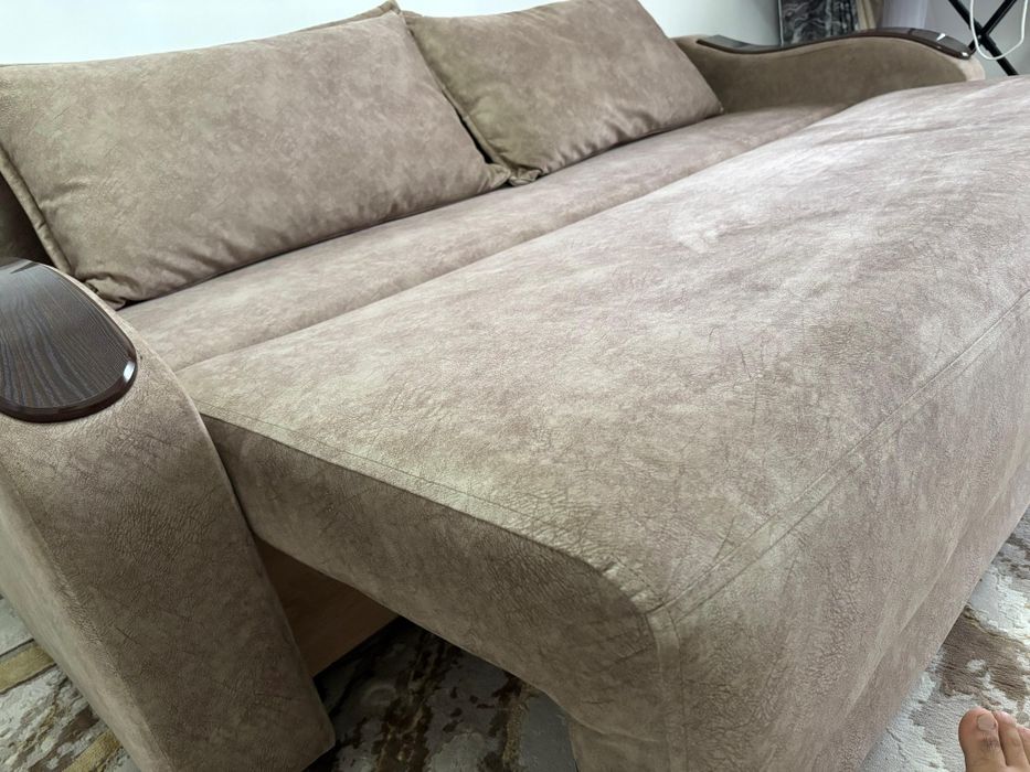 Тез арада срочно диван сатылады