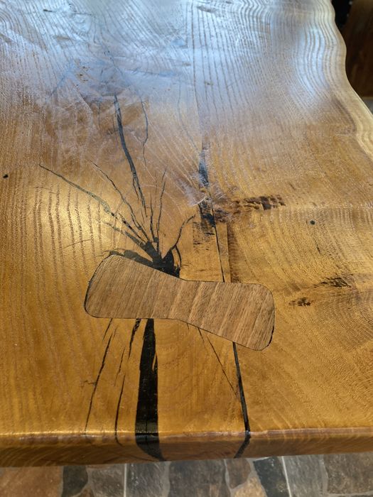 Маса от черница (масив)