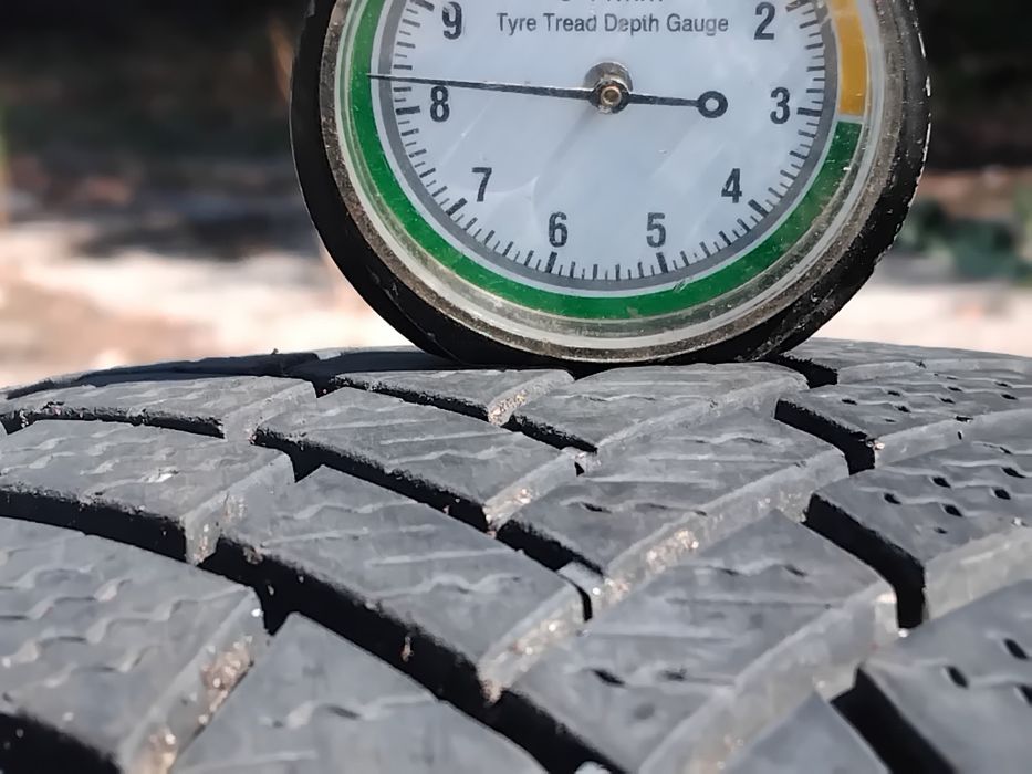 Гуми 215 70 16 Нексен Nexen 4 броя - нов внос. Не са нови!
