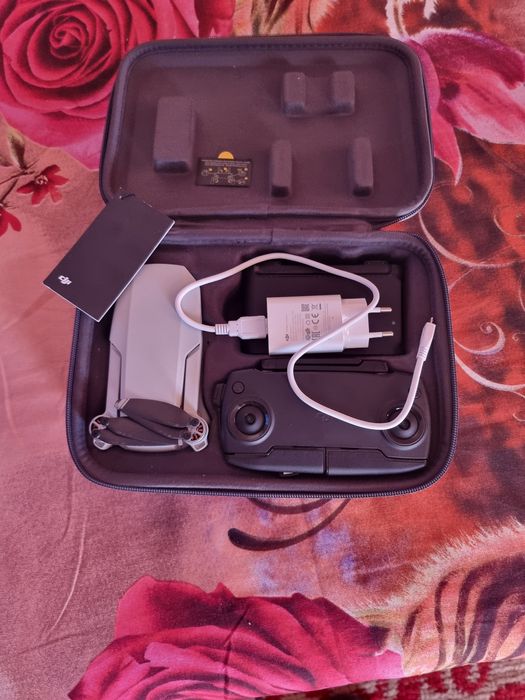 Drona mini distanta 3000m