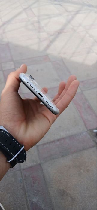 iphone 11 сотилади 64 гб 82 юмкс.