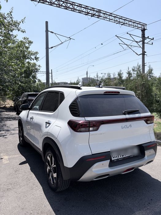 Kia Sonet full positsiya