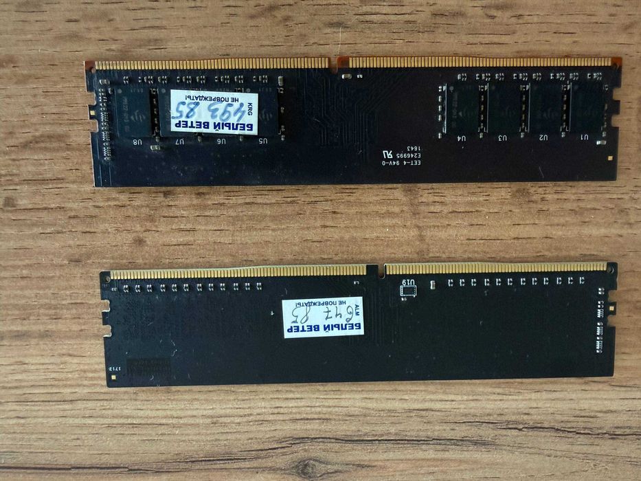 Продам ОЗУ 2 x 4 ГБ DDR 4 - 2400 МГц