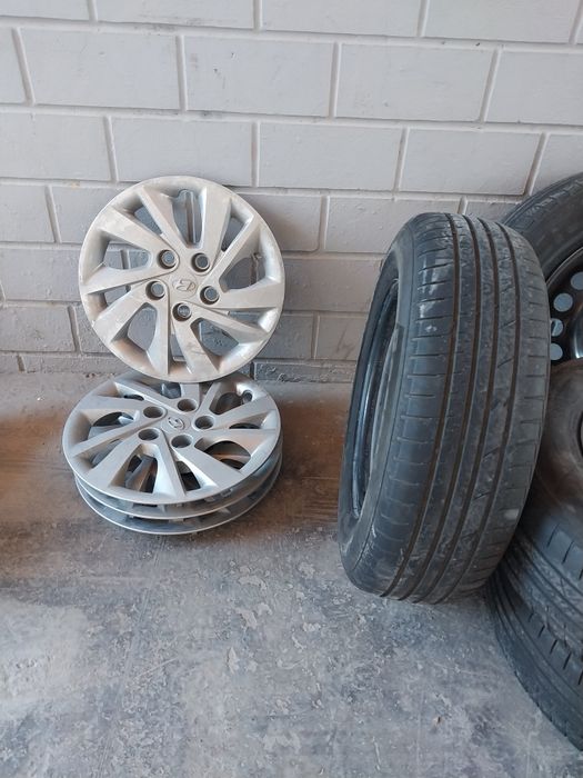 Летние шины и колпаки