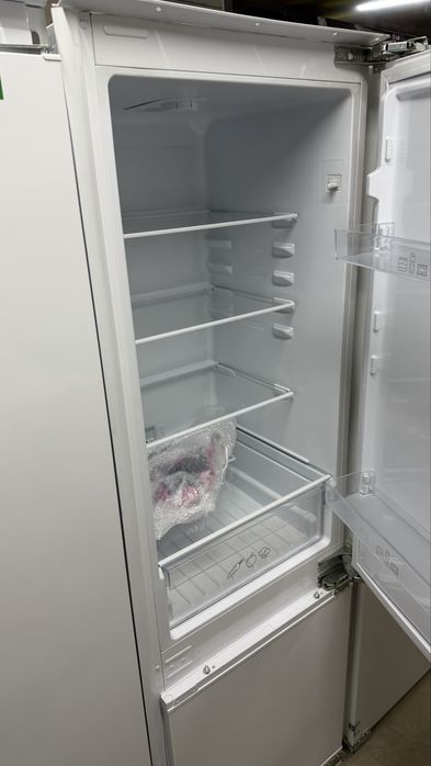 Хладилник за вграждане BEKO  Като нов  Germany Гаранция