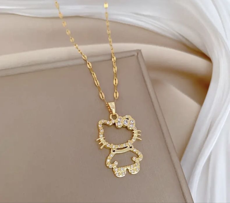 Колие Hello Kitty + Кутия и торбичка