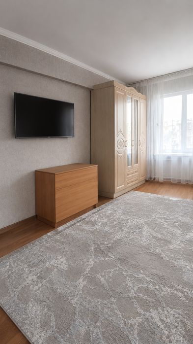 Продам 1.5 в хорошем состоянии