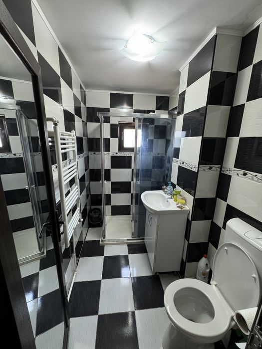 Garsoniera de inchiriat