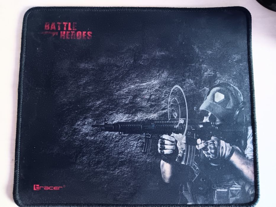 Два Mouse Pads/ Подложки за мишка