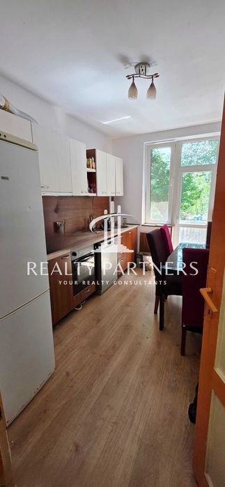 Двустаен апартамент в кв. Изток, гр. Перник