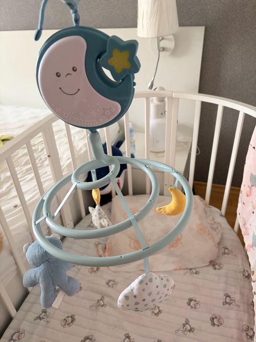 Продам детский мобиль для кроватки Chicco