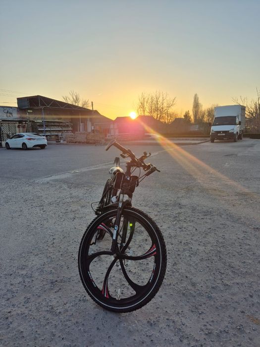 Велосипед  велосипед BMW