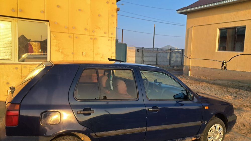 Гольф 3 автомат. На ходу.