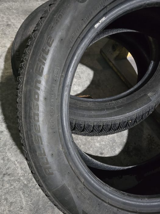 Anvelope 215 55 18 All season