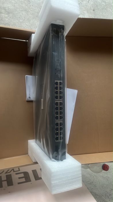 Коммутатор tp-link T1600G-28PS (есть 2 шт)
