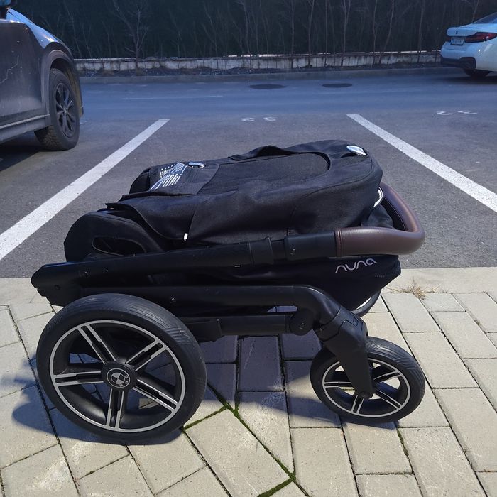 Caruciuor nuna mixx next 2in1 BMW