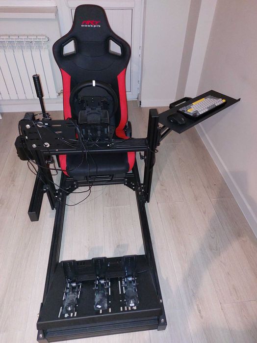 Гоночный сетап Moza R5 + Art Cockpit 4080