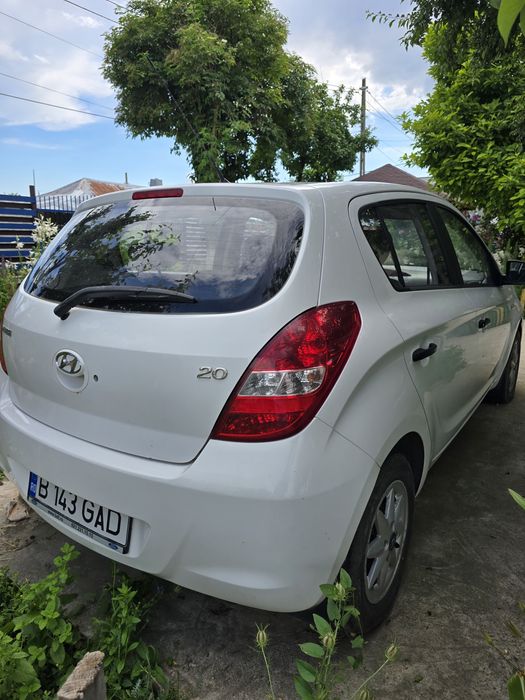 Hyundai  i20 2012