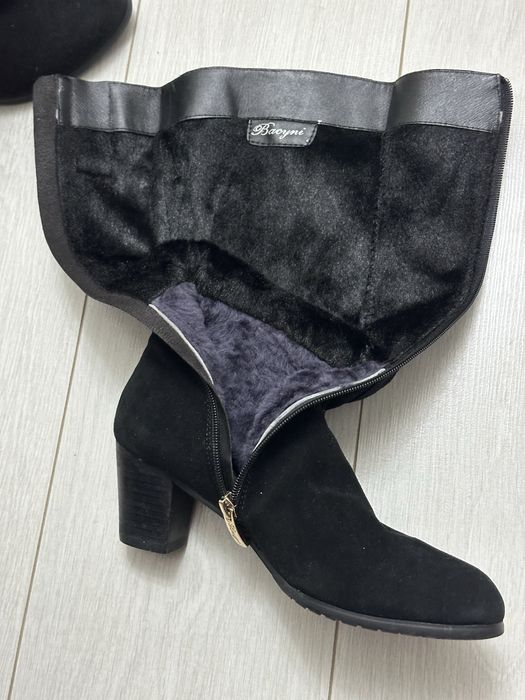 Зимние сапоги замшевые