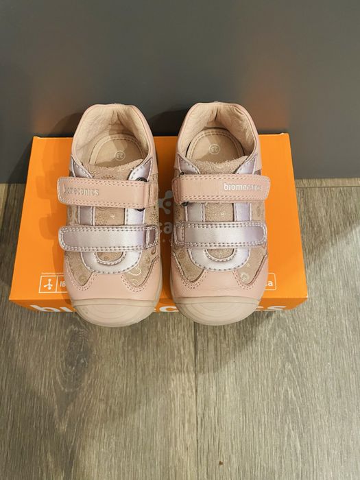 Кожени обувки biomecanics 23 номер