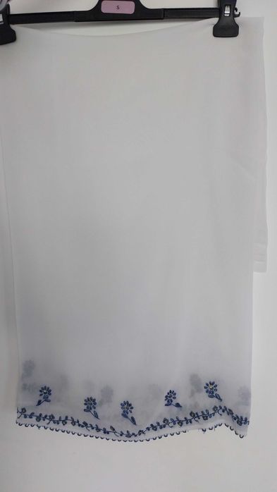 Costum popular oltenesc, deosebit de frumos