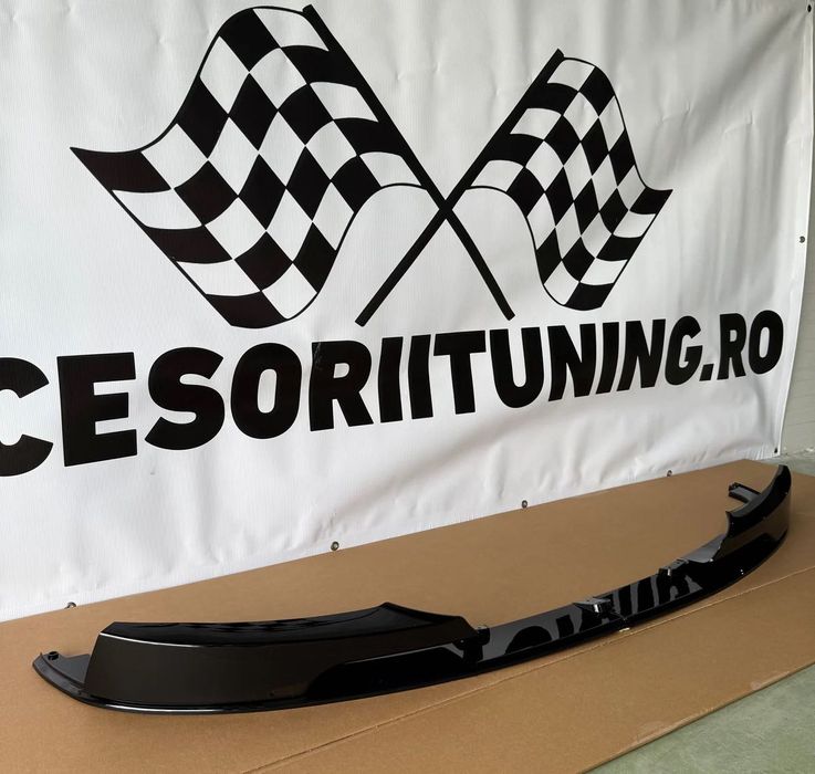 Lip bara fata M-tech BMW E90 E91 facelift 2009-2012 negru lucios