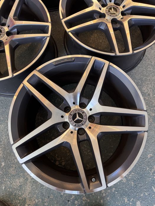 Оригинални джанти 19 цола Mercedes amg