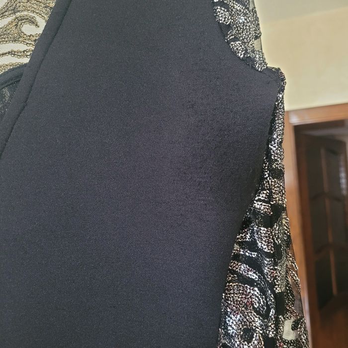 Vând rochie eleganta cu paiete, scurta