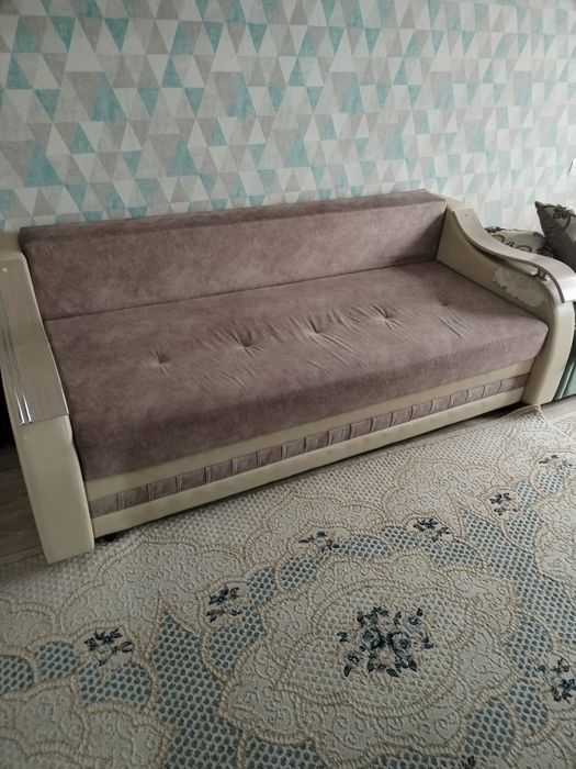 Продаётся диван 23000тг