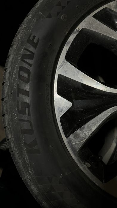 Шины с дисками 235/60/18