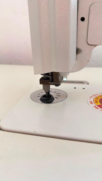 Тамбурная вышивальная машинка