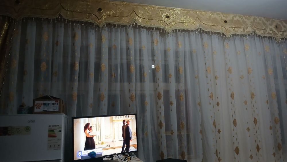 Parda sotiladi arzon