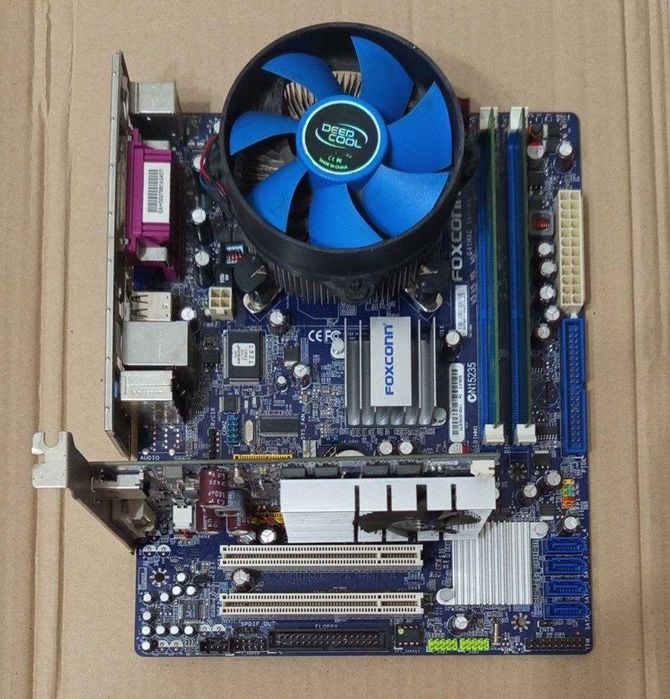 Мат. плата S-775 +  QUAD Q8400 (4ядра) + 2 Gb DDR3 + Radeon 9500HD